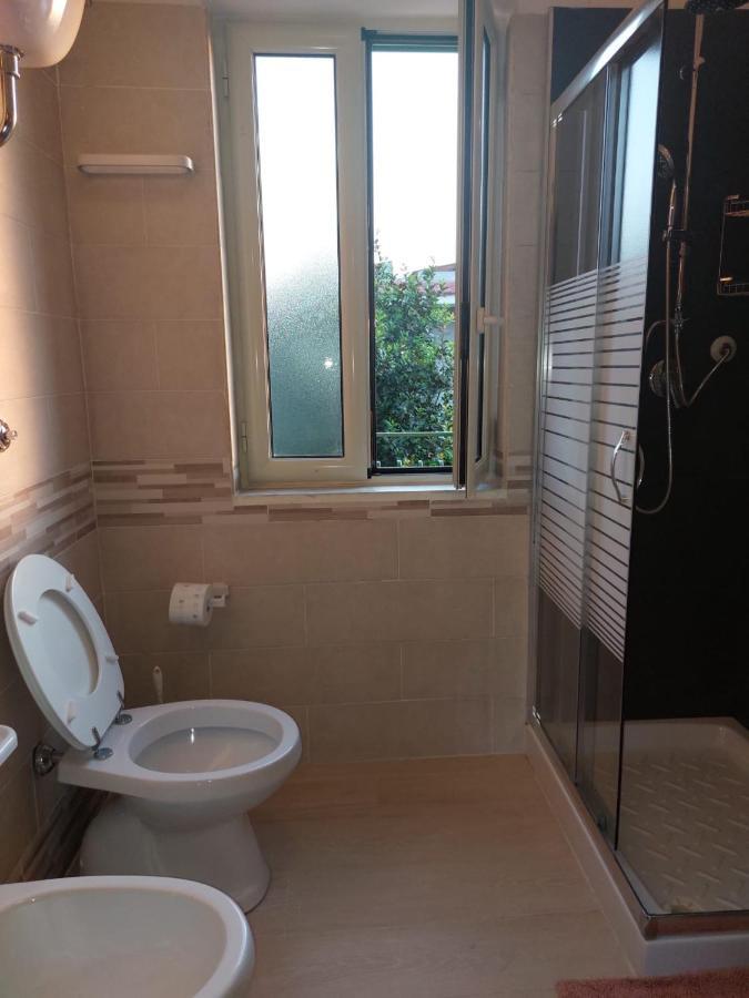 Esther Guest House Castel Volturno Dış mekan fotoğraf
