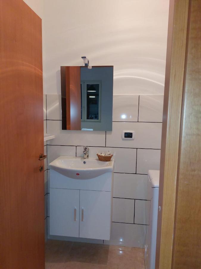 Esther Guest House Castel Volturno Dış mekan fotoğraf